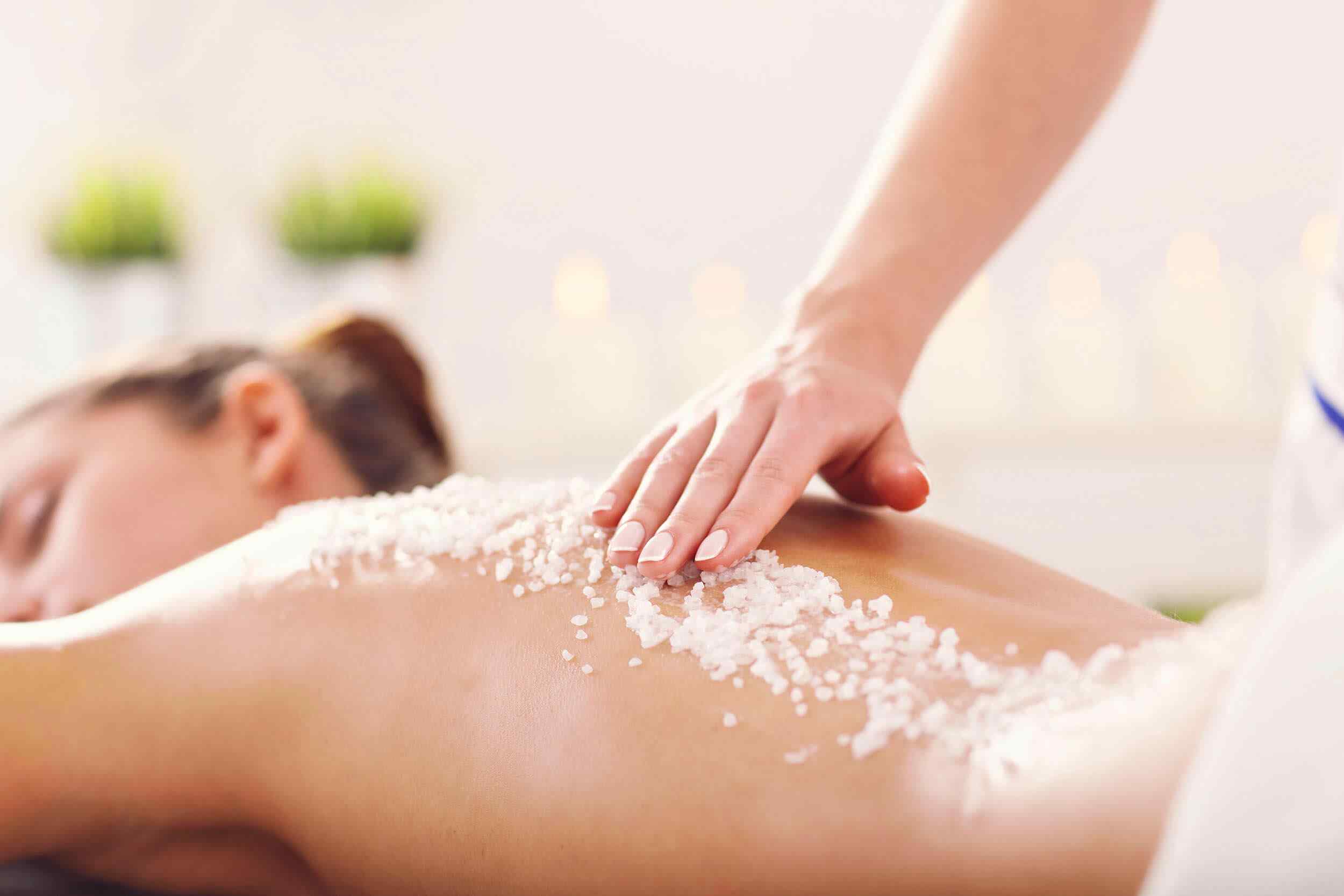 https://synergymoney.com.au/wp-content/uploads/2018/10/spa-treatment-6.jpg